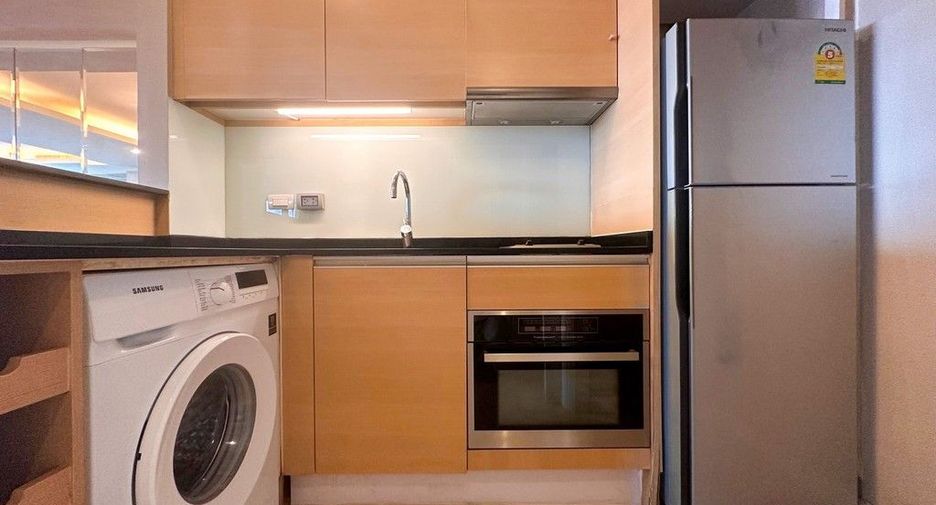 For sale 1 bed condo in Sathon, Bangkok