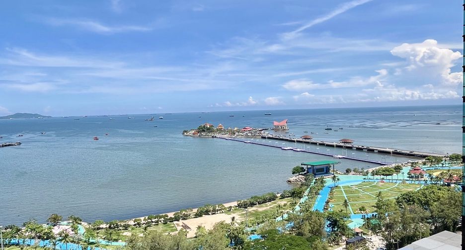 For rent 2 bedrooms condo in Si Racha, Chonburi