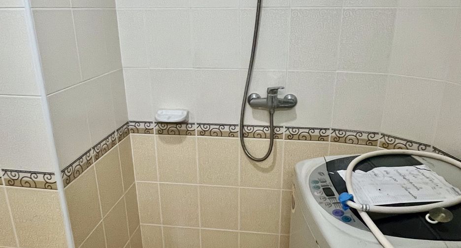 For rent 2 bedrooms condo in Si Racha, Chonburi
