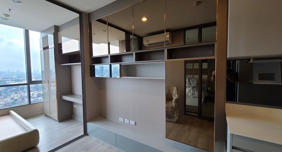 For sale 2 bedrooms condo in Bang Sue, Bangkok
