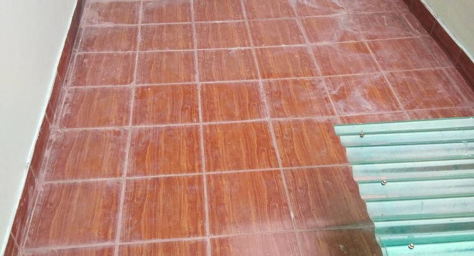 For rent 2 bedrooms townhouse in Phra Khanong, Bangkok