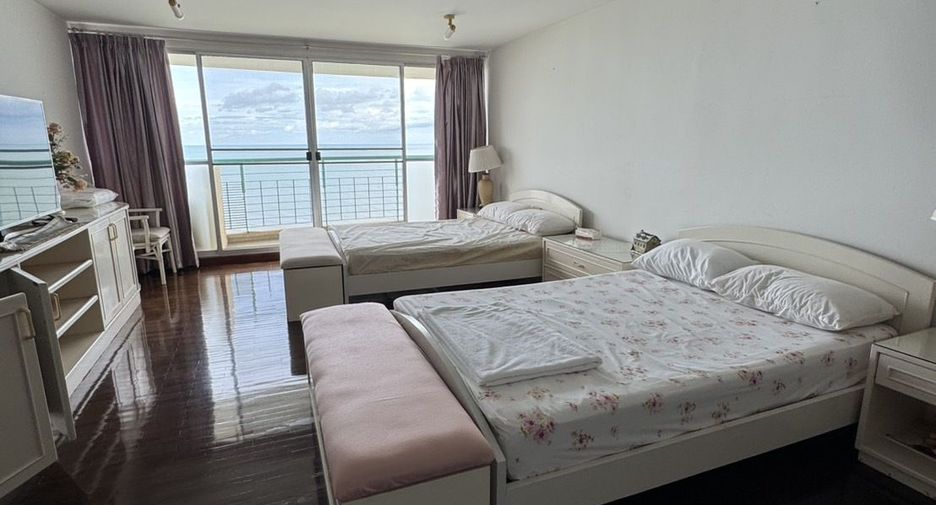 For rent 2 bedrooms condo in Hua Hin, Prachuap Khiri Khan