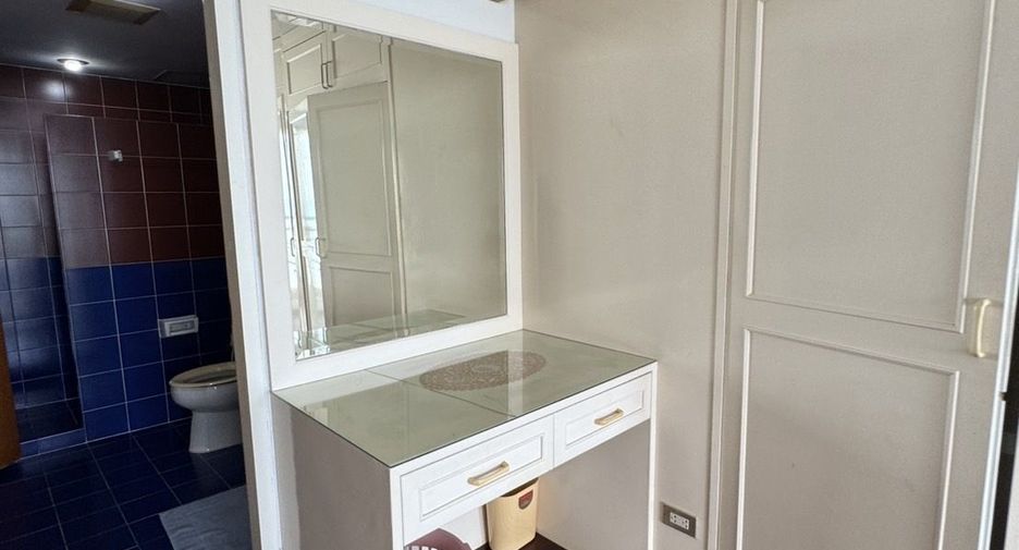 For rent 2 bedrooms condo in Hua Hin, Prachuap Khiri Khan
