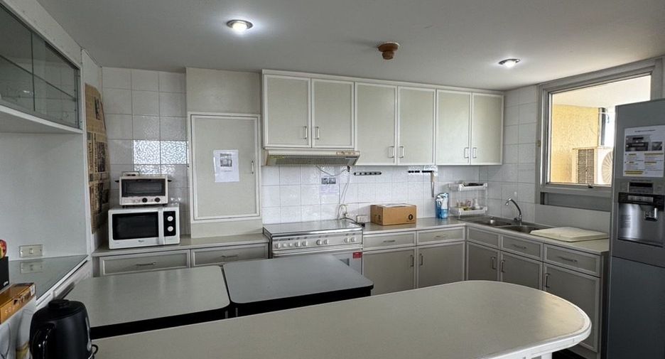 For rent 2 bedrooms condo in Hua Hin, Prachuap Khiri Khan