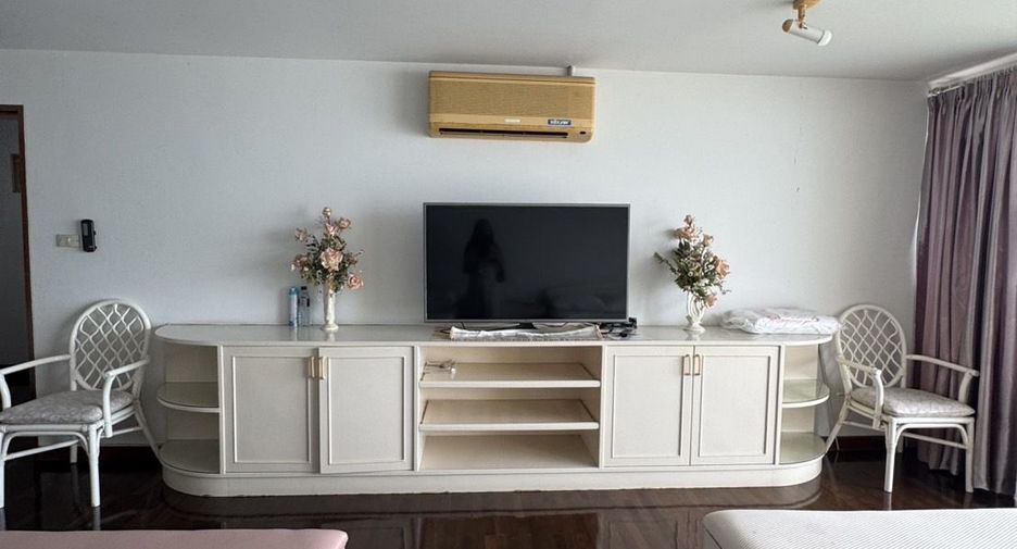 For rent 2 bedrooms condo in Hua Hin, Prachuap Khiri Khan