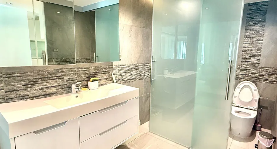For rent 1 bed condo in Bang Lamung, Chonburi