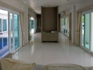 For sale 3 bedrooms villa in Bang Lamung, Chonburi