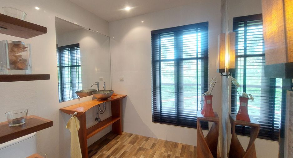 For rent 4 bedrooms villa in Hua Hin, Prachuap Khiri Khan