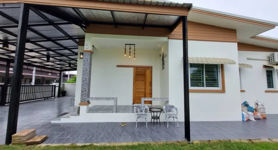 出售 和 出租 3 卧室 独立屋 在 Cha-Am, Phetchaburi