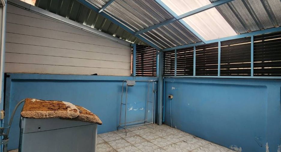 For sale and for rent 4 bedrooms house in Mueang Chiang Mai, Chiang Mai