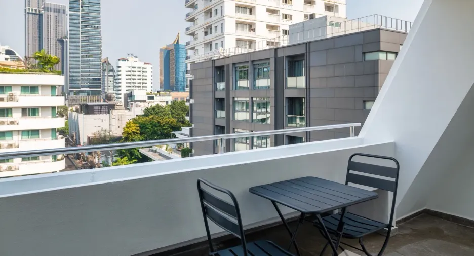 For sale and for rent 3 bedrooms condo in Watthana, Bangkok