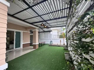For rent 2 ベッドルーム house in Sattahip, Pattaya