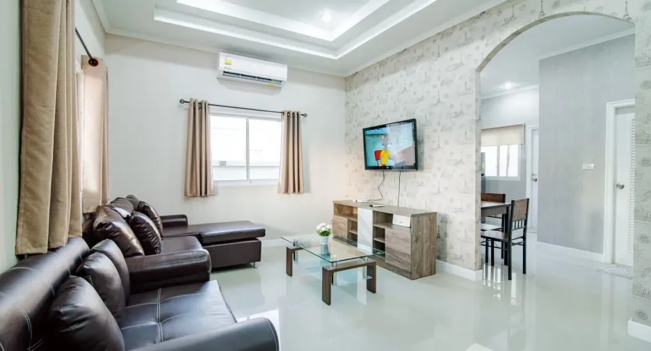 For rent 3 bedrooms villa in Hua Hin, Prachuap Khiri Khan