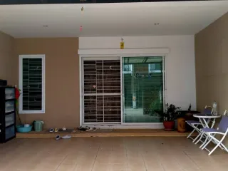 Reihenhaus zum Kauf mit 3 Zimmer in Mueang Rayong, Rayong