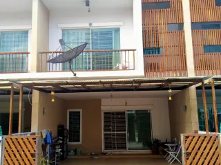Reihenhaus zum Kauf mit 3 Zimmer in Mueang Rayong, Rayong