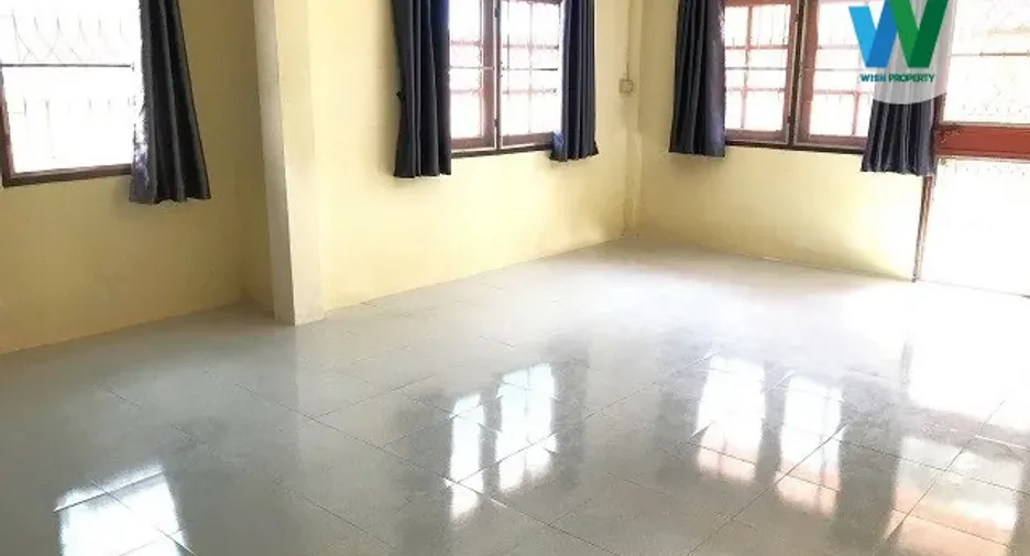 For sale 2 bedrooms townhouse in Don Mueang, Bangkok