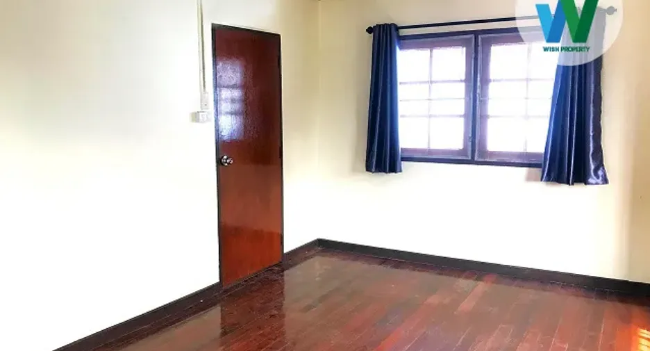 For sale 2 bedrooms townhouse in Don Mueang, Bangkok