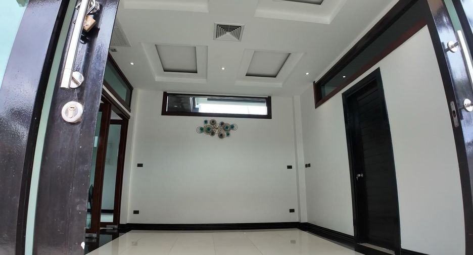 For sale 4 ベッドルーム villa in Mueang Phuket, Phuket