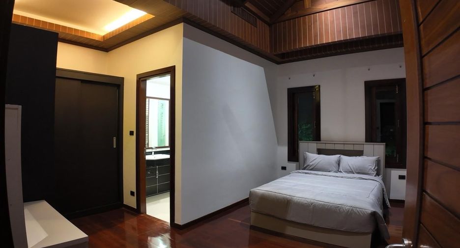 For sale 4 ベッドルーム villa in Mueang Phuket, Phuket