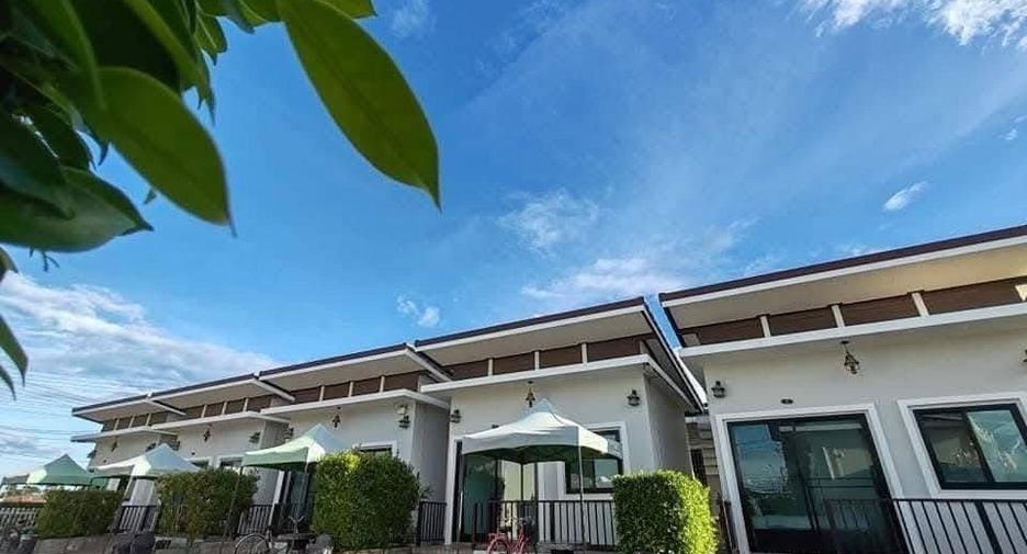 À vendre 9 chambres hôtel à Pran Buri, Prachuap Khiri Khan