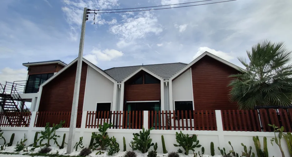 For sale 3 bedrooms house in Hua Hin, Prachuap Khiri Khan