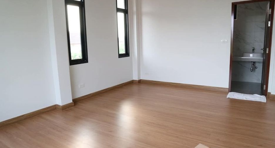 Haus zum Kauf mit 3 Zimmer in San Kamphaeng, Chiang Mai