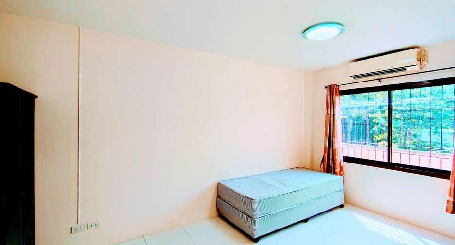 For rent 4 bedrooms house in Mueang Phuket, Phuket