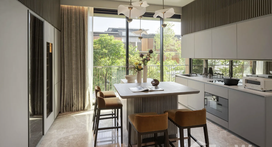 Condo en venta de 4 habitaciones en Bang Phli, Samut Prakan