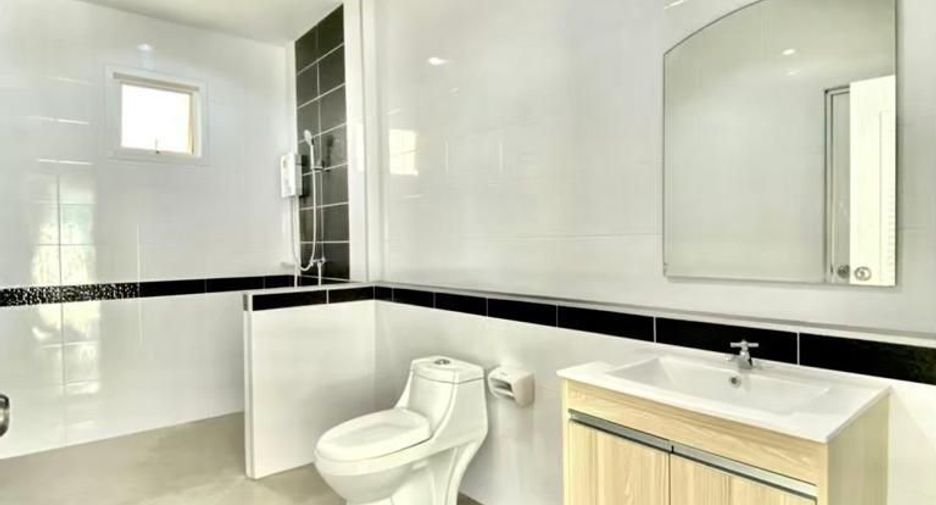 For rent 3 bedrooms villa in Hua Hin, Prachuap Khiri Khan