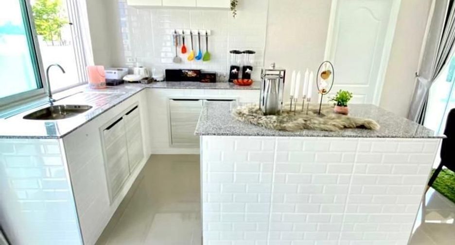 For rent 3 bedrooms villa in Hua Hin, Prachuap Khiri Khan