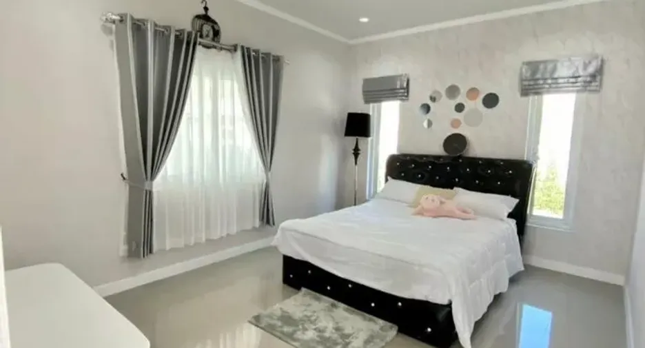 For rent 3 bedrooms villa in Hua Hin, Prachuap Khiri Khan