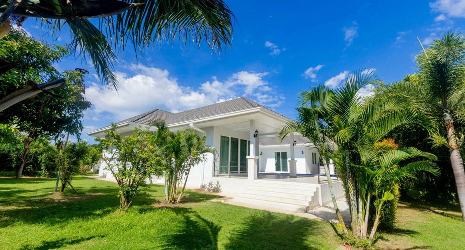 À vendre 3 chambres villa à Pran Buri, Prachuap Khiri Khan