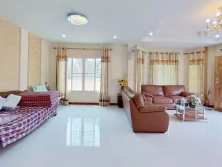 À vendre 3 chambres maison à San Sai, Chiang Mai