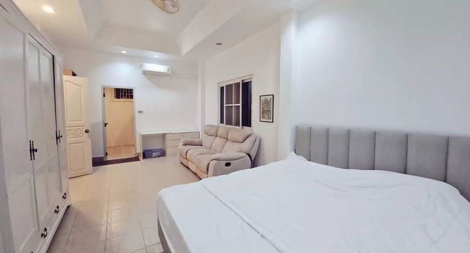 For rent 4 ベッドルーム house in Bang Lamung, Chonburi