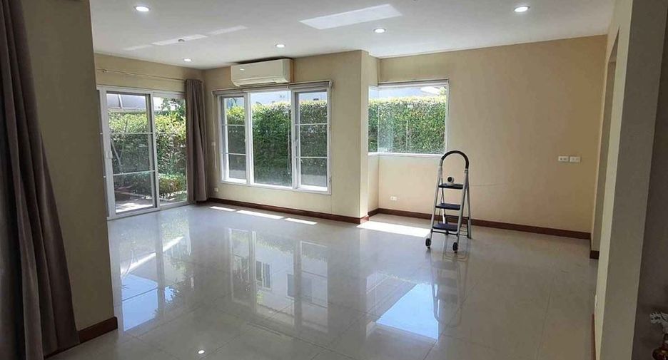 For sale 3 bedrooms house in Mueang Chiang Mai, Chiang Mai