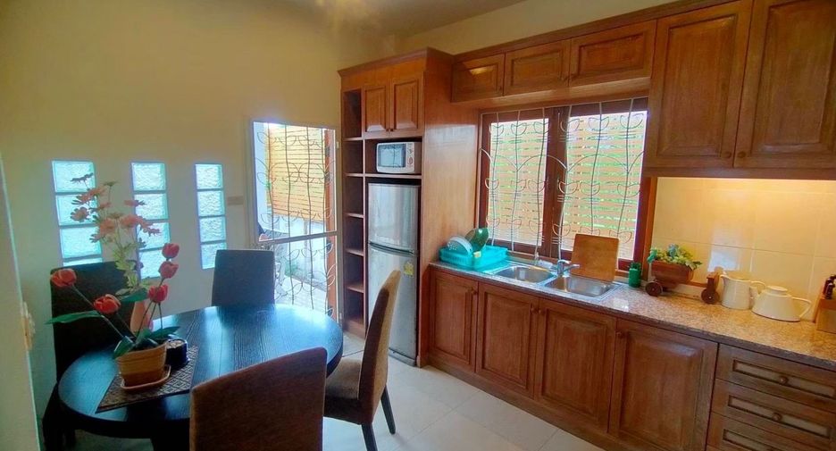 For rent 3 ベッドルーム house in Sattahip, Chonburi