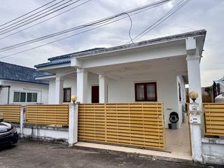 ให้เช่า 3 ห้องนอน บ้านเดี่ยว ใน บางเสร่, พัทยา