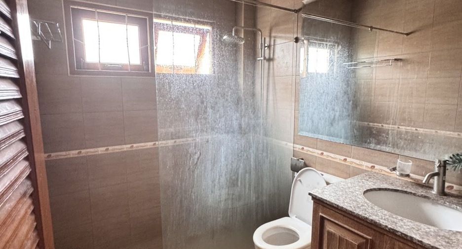 Haus zur Miete mit 3 Zimmer in Bang Saray, Pattaya