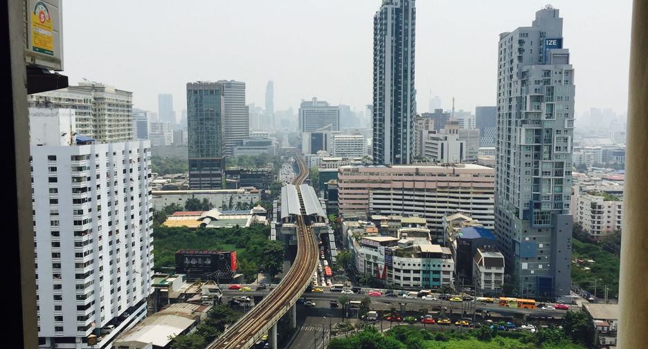 For sale 2 bedrooms condo in Ratchathewi, Bangkok
