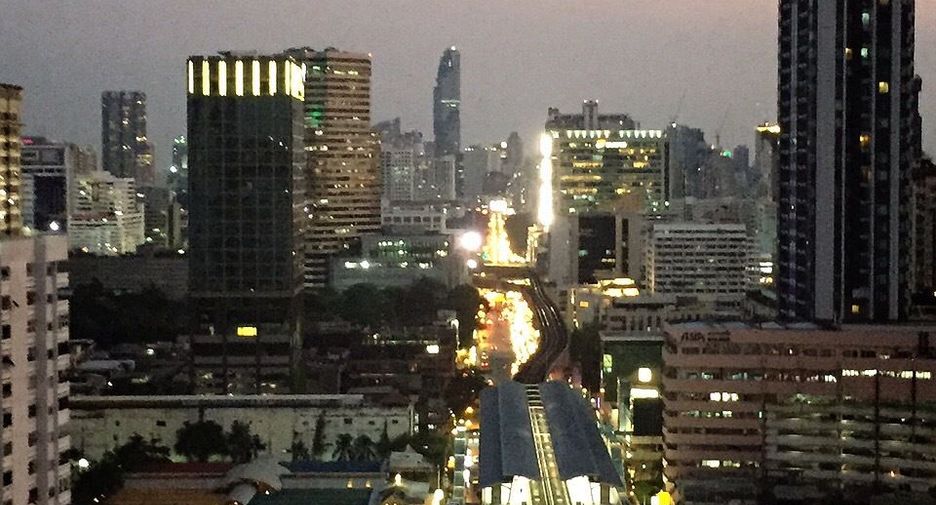 For sale 2 bedrooms condo in Ratchathewi, Bangkok