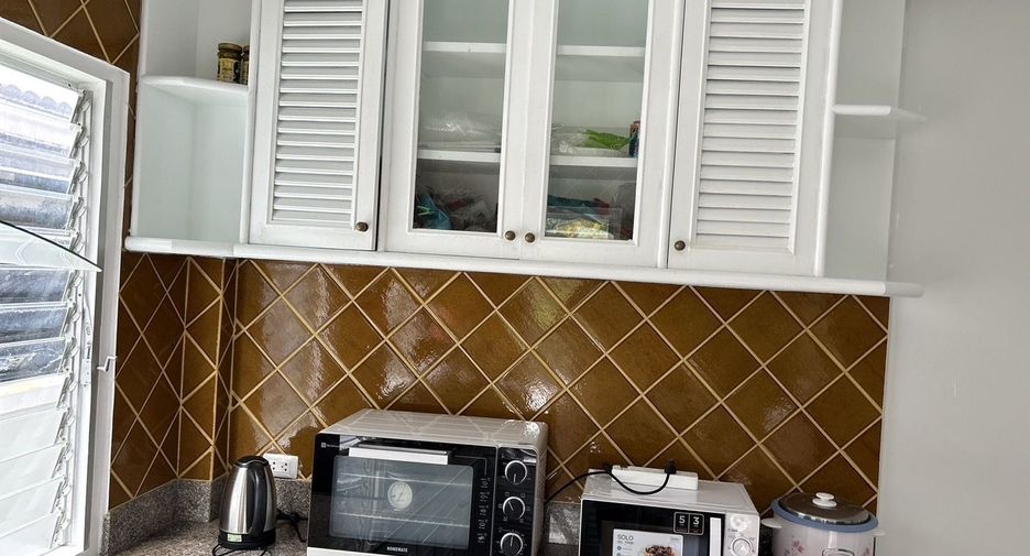 For rent 3 bedrooms house in Mueang Phuket, Phuket