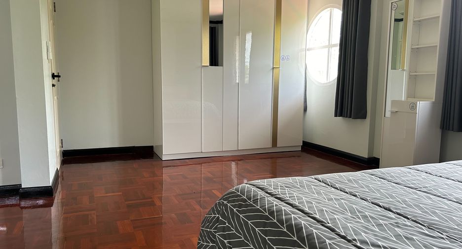 For rent 3 bedrooms house in Mueang Phuket, Phuket