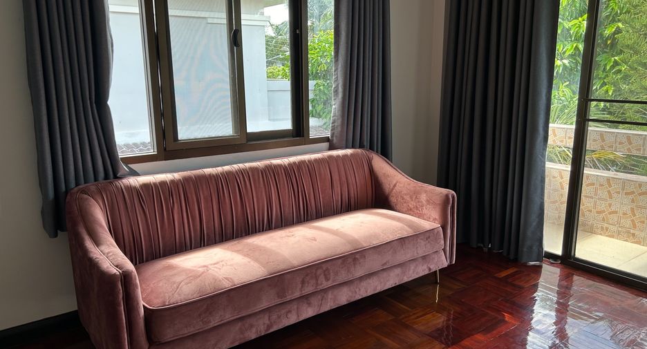 For rent 3 bedrooms house in Mueang Phuket, Phuket
