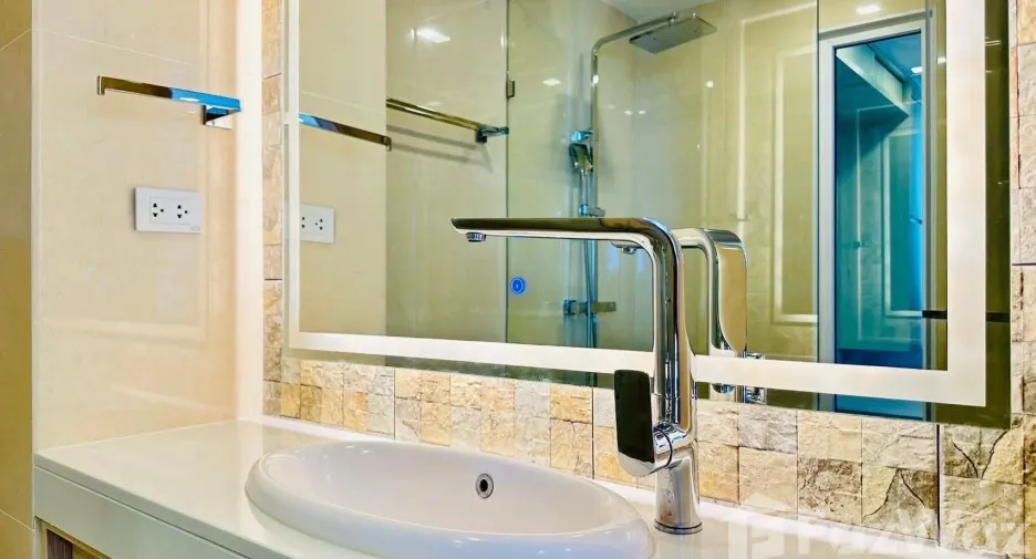 Condo en venta y en alquiler de 1 habitaciones en Bang Lamung, Chonburi