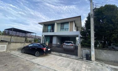 For sale and for rent 3 bedrooms house in Bang Na, Bangkok