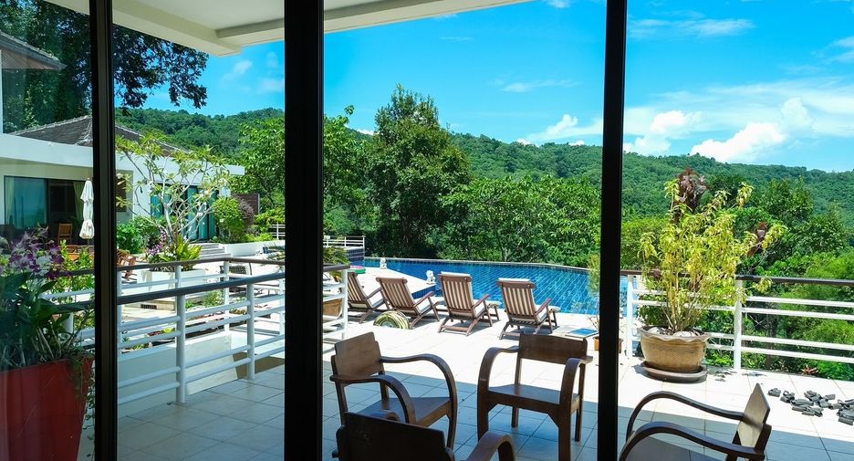 Villa en venta y en alquiler de 3 habitaciones en Thalang, Phuket