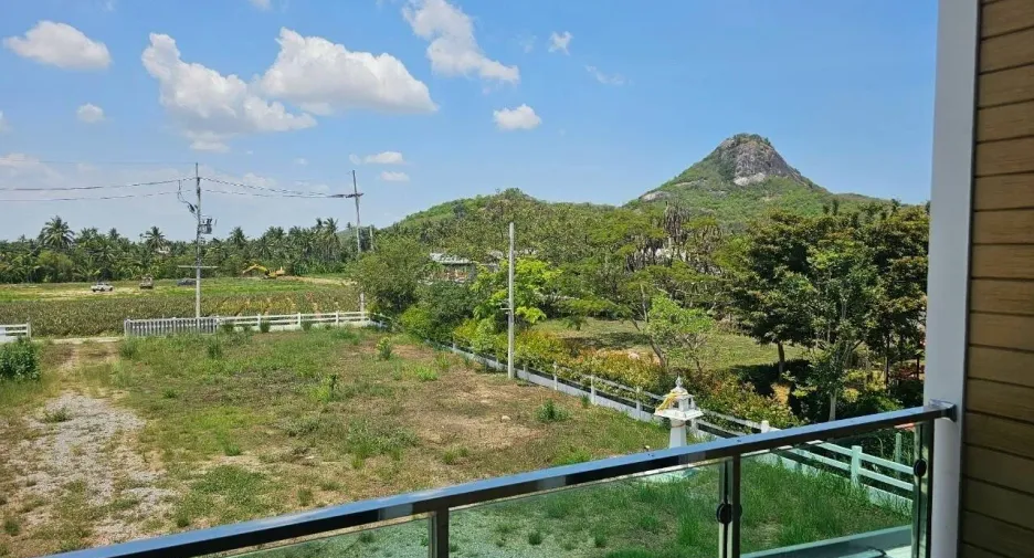 For sale 3 ベッドルーム house in Pran Buri, Prachuap Khiri Khan