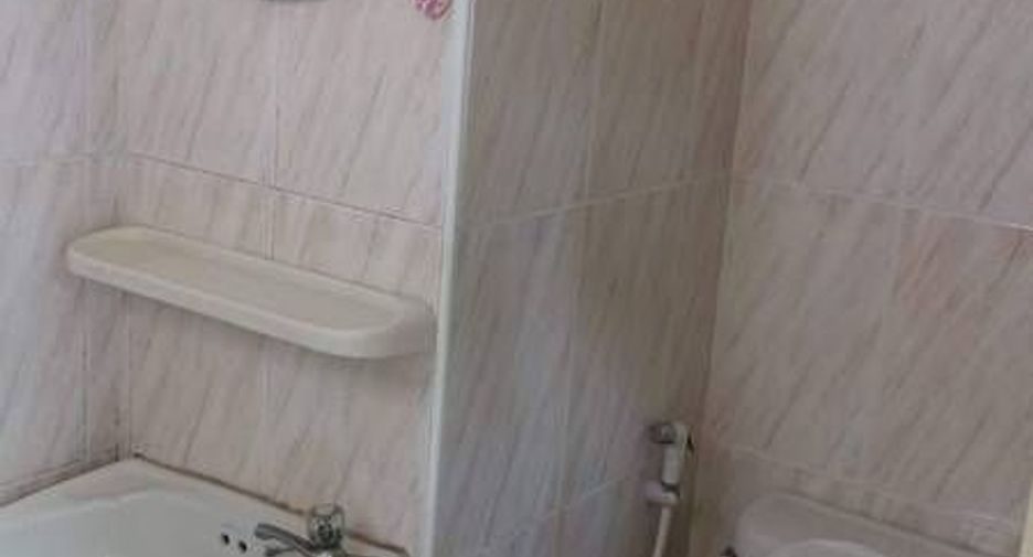 For sale 26 bedrooms retail Space in Hua Hin, Prachuap Khiri Khan