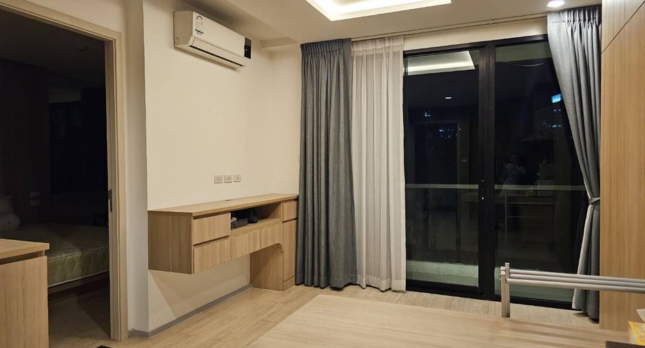 For sale studio condo in Bang Lamung, Chonburi