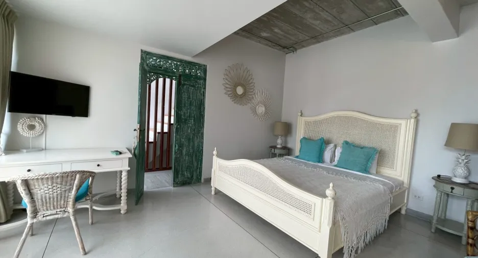 For rent 4 bedrooms villa in Hua Hin, Prachuap Khiri Khan